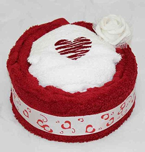Handtuchtorte mit Herzbestickung, perfektes Geschenk in dunkelrot/Weiß, Größe M, von S.B.J. Sportland
