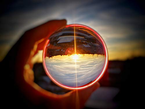 Entdecke die Magie der Bresser Fotokugel: Effektvolle Fotos mit 180° Spiegelung!