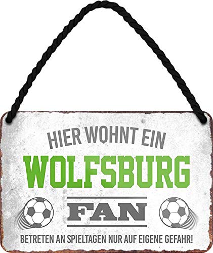 Schenken Sie einem Wolfsburg-Fan dieses lustige Blechschild für Fußball-Club-Vereine!