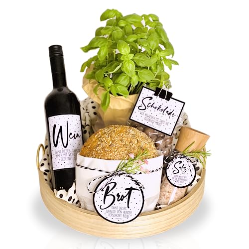 Traditionelles Einzugsgeschenk: Brot, Salz, Wein - Etiketten für neues Zuhause